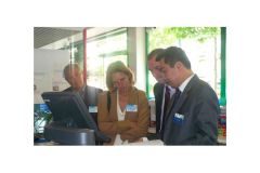 80 donneurs d'ordres aux portes ouvertes de l'imprimerie Alpha Tracing (92) groupe Docuwest