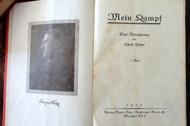 1re dition de Mein Kampf, 1925