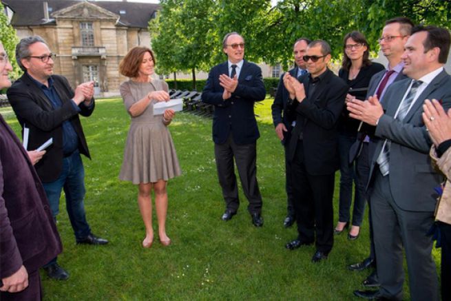 Vronique Pivat, la prsidente du jury du Cadrat d'or, a annonc les laurats lors d'une grande soire le 19 mai  Paris.