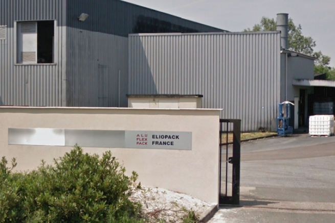 Feu de machine dans une entreprise en Sarthe : deux salariés