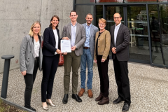 De g à d : Virginie Ori, Anne-Sophie Cpurtier, Julien Dufaure, Sébastien Bourdin, Mina Colonna d'Istria, Octavio Escobar