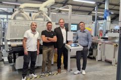 Benjamin Kiziktoprak op�rateur, Fran�ois Simon directeur de L'Imprimeur Simon, Olivier Thion de Heidelberg, Stephan Kummer de Po