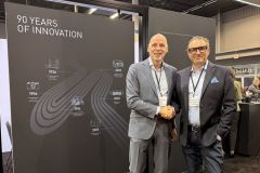 Michiel Borst, directeur g�n�ral de  MPS Durst, avec Christoph Gamper, dirigeant et copropri�taire de Durst Group