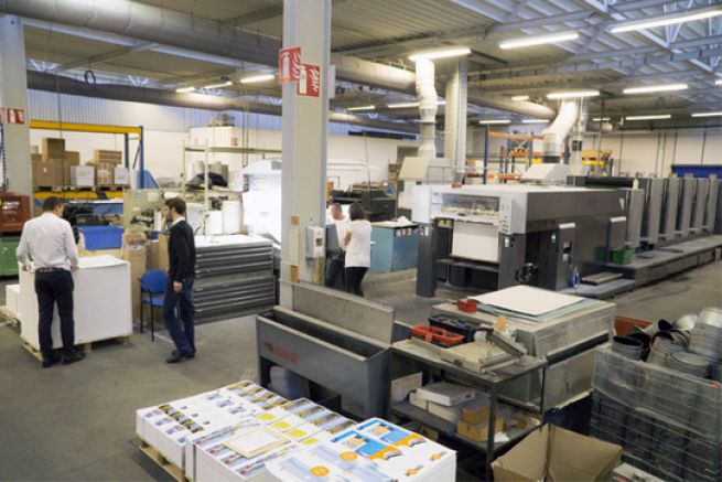 XL Print et Mailing comprend notamment une imprimerie offset situe  Saint-tienne.